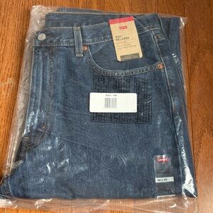 Levi's Men's 550 Relaxed Dark Blue Jeans W36 L30